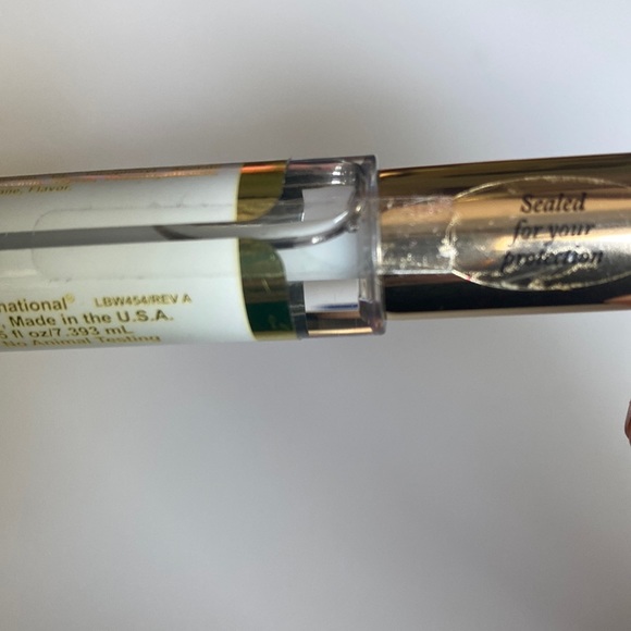 NEW Oops lipsense remover - Picture 5 of 6